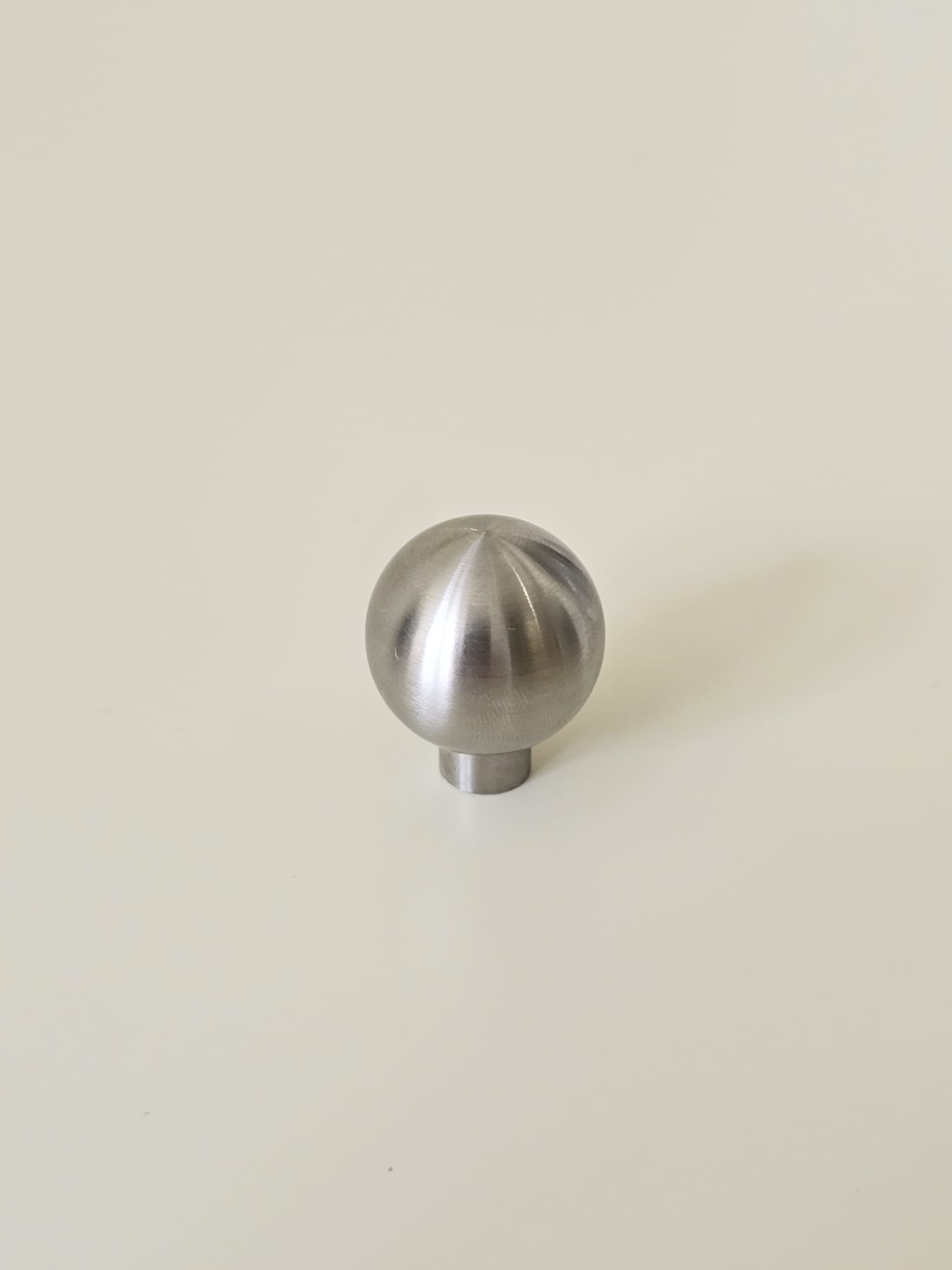 Hoken Studio handgreep Round Steel Knob