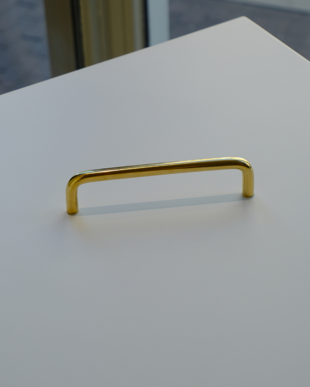 Hoken Studio handgreep Unlacquered Brass Base